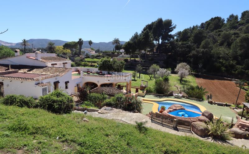 Foto 5eef6826-7899-4872-8f06-c01d0145644b. Chalet villa en enclave único con gran parcela frente al valle de Jesús Pobre en Dénia