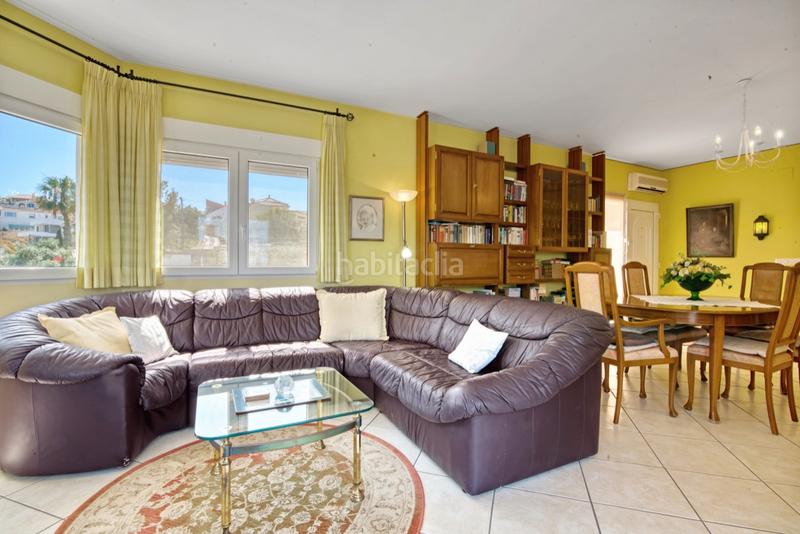 Foto f50338f8-3ae2-41c9-90b7-77e7b7476e6b. Chalet with parking pool in La Pedrera-Vessanes Dénia