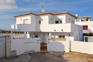 Chalet en La Pedrera-Vessanes. Chalet muy bien ubicado cerca del centro de dénia y de todos los