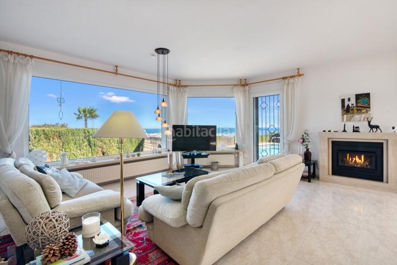 Foto 58b0c62b-0e03-44e8-8118-4d26678c611f. Chalet avec cheminée chauffage parking piscine dans Dénia