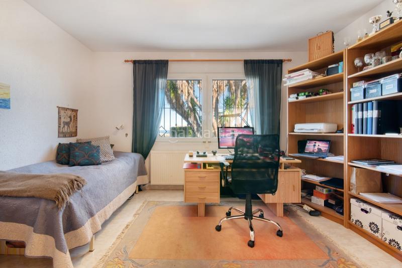 Foto 7246e28c-6bb9-4b00-8969-0292a848c2d2. Chalet avec cheminée chauffage parking piscine dans Dénia