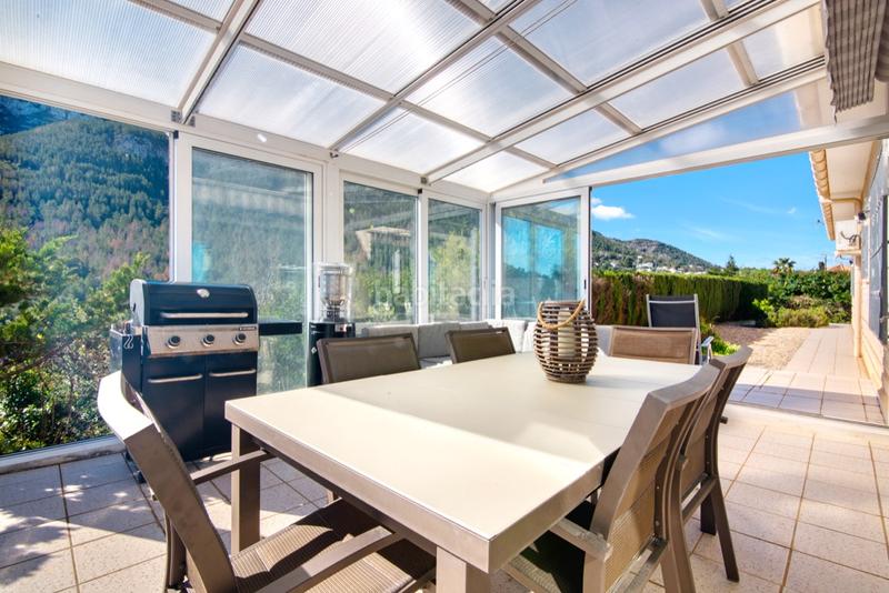 Foto 7cb61d59-d1b1-413a-816a-f9ac230a4569. Chalet avec cheminée chauffage parking piscine dans Dénia