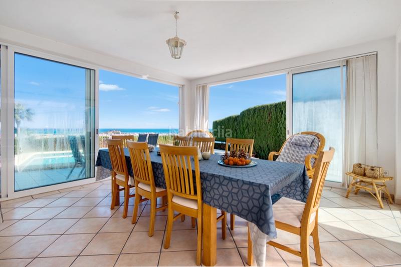 Foto af97d3ea-98b4-4480-9c34-acabd9915304. Chalet avec cheminée chauffage parking piscine dans Dénia