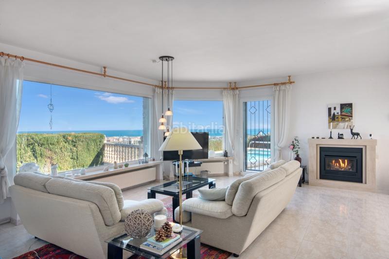 Foto d3a42611-3c9b-4350-8421-4801a973bc52. Chalet avec cheminée chauffage parking piscine dans Dénia