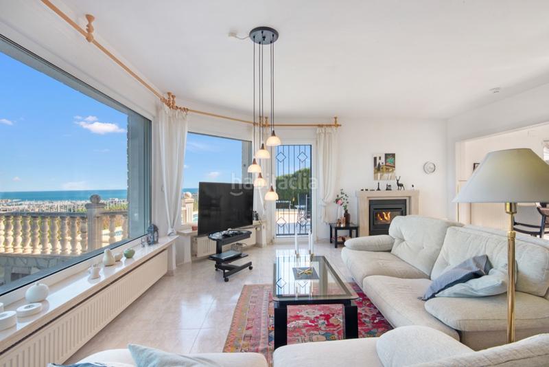 Foto ebdce98b-0a4b-4b68-8035-60e04325c409. Chalet avec cheminée chauffage parking piscine dans Dénia