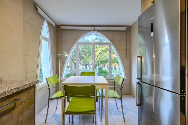 Foto 388832e2-08a5-4bb2-92e0-a76bde816c4a. Appartement avec parking piscine dans Las Rotas / Les Rotes Dénia