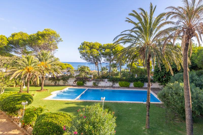 Foto ed279f2f-6a08-4a4a-a40d-290da2eed268. Appartement avec parking piscine dans Las Rotas / Les Rotes Dénia