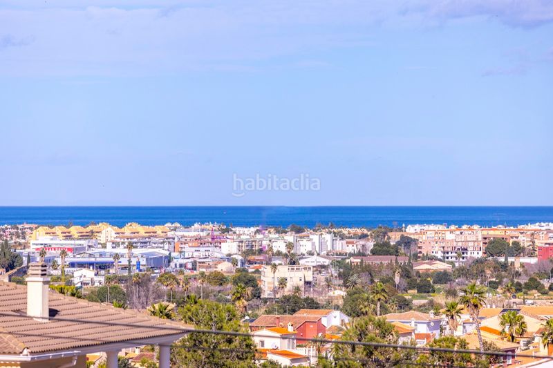 Foto b99c8da0-8a9c-497f-b1ef-b8f2347f317f. Xalet amb xemeneia aparcament piscina a La Pedrera-Vessanes Dénia