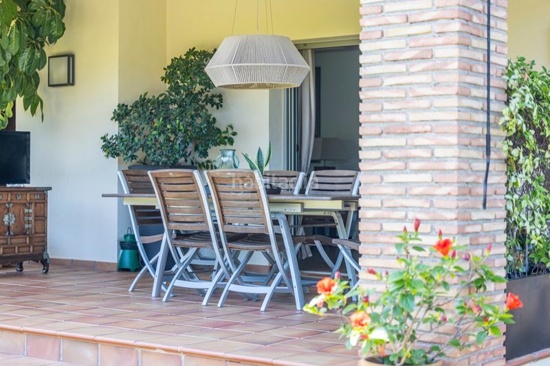 Foto 2b2f7c82-3375-4981-b21e-d3896a3eb91d. Xalet amb xemeneia calefacció aparcament a El Montgó Dénia