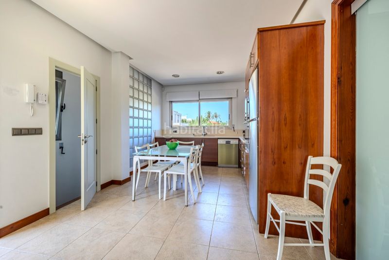 Foto 49c67cf2-593f-4fee-949e-961a91b470f1. Xalet amb xemeneia calefacció aparcament a El Montgó Dénia