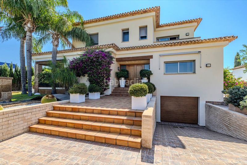 Foto 5c0d33fe-3fab-4ab8-9625-75368b4c6330. Xalet amb xemeneia calefacció aparcament a El Montgó Dénia