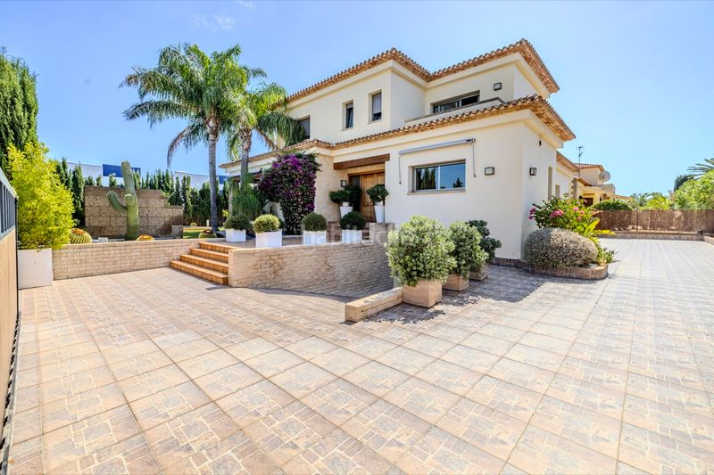 Foto bd76988d-0154-4788-8c15-c40906ebf30f. Xalet amb xemeneia calefacció aparcament a El Montgó Dénia