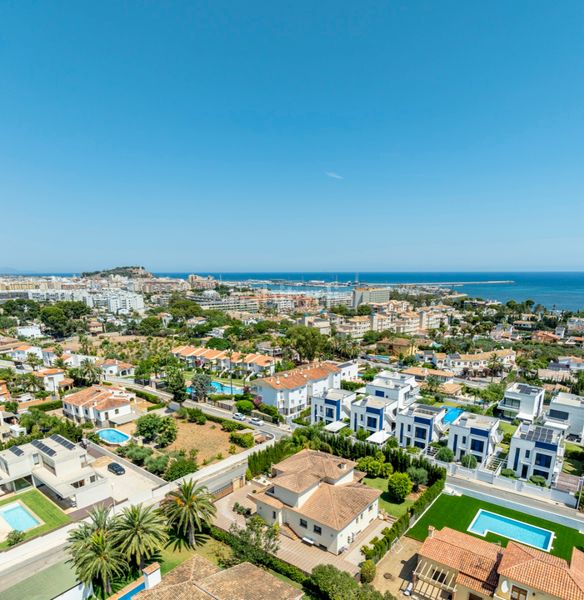 Foto f52ea572-7616-43ad-81c9-605cf4849685. Xalet amb xemeneia calefacció aparcament a El Montgó Dénia