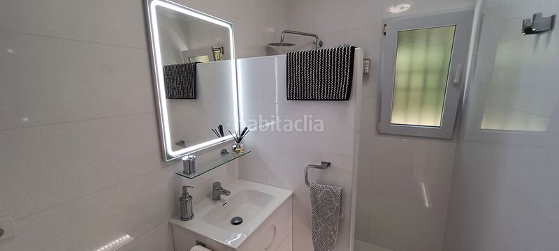 Foto 4f4ea1ee-f0f5-49b3-968e-18594c141c42. Xalet amb calefacció aparcament piscina a El Montgó Dénia