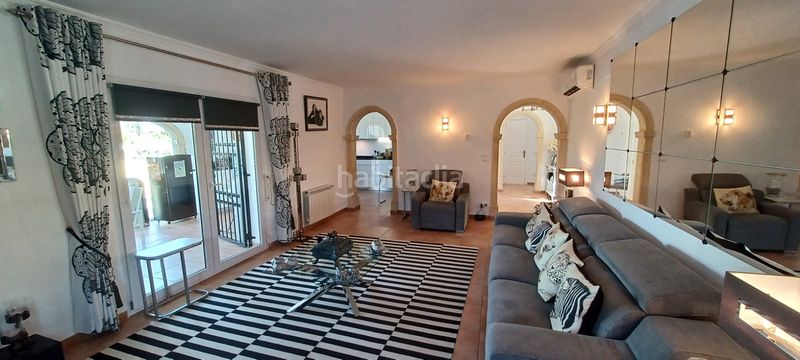 Foto a1b4ca7d-6562-435b-8465-f8db7716290e. Xalet amb calefacció aparcament piscina a El Montgó Dénia