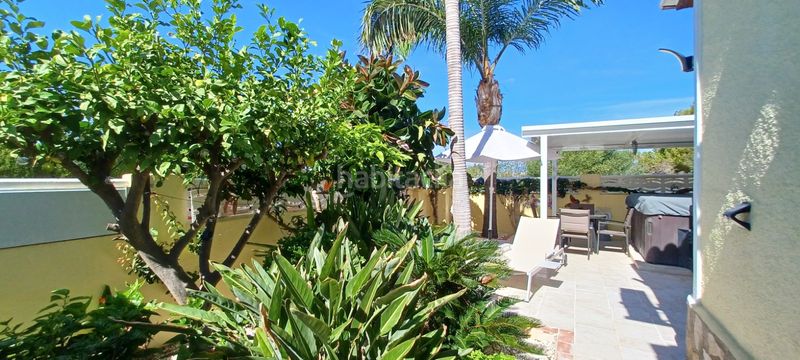 Foto fdbe0732-72f4-422e-ba71-39c18d3c41c8. Xalet amb calefacció aparcament piscina a El Montgó Dénia