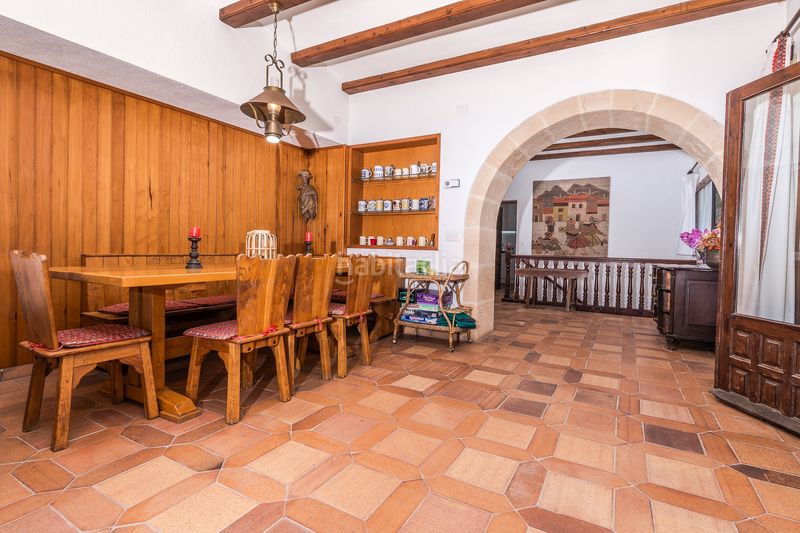 Foto af52a4bf-6606-46e5-aa02-7df57cdb0ad1. Xalet amb xemeneia calefacció aparcament piscina a Xàbia