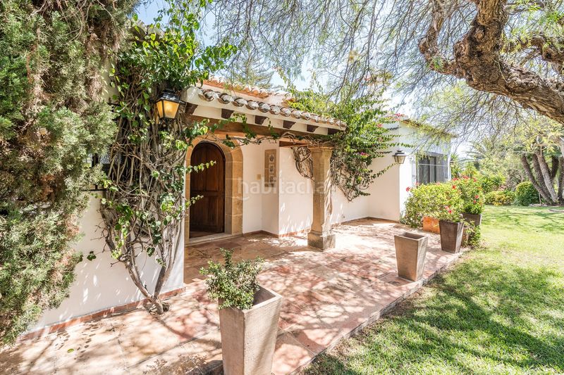 Foto d071a1d1-e04b-46a2-b6d8-22efbfcf8ddc. Xalet amb xemeneia calefacció aparcament piscina a Xàbia