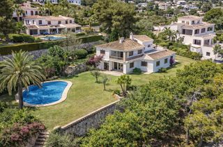 Xalet en Cap Mart� - El Tossalet - Pinomar. Villa con parcela de m�s de 4000m2 en el coraz�n del tosalet, ja