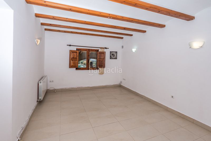 Foto 43741bb0-e2ee-4a4b-847f-ca6e3e501401. Xalet amb xemeneia aparcament piscina a Partida Tosal - Zona dels Castellans Xàbia