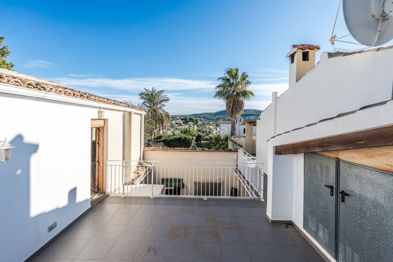 Foto 516ea7ad-8479-41a7-b63b-381cd4c4d5c9. Xalet amb xemeneia aparcament piscina a Partida Tosal - Zona dels Castellans Xàbia