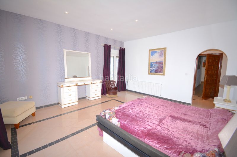 Foto 4d2ca31b-5a2a-4e1f-99b8-10bba86fbd6a. Xalet amb xemeneia calefacció aparcament piscina a Xàbia