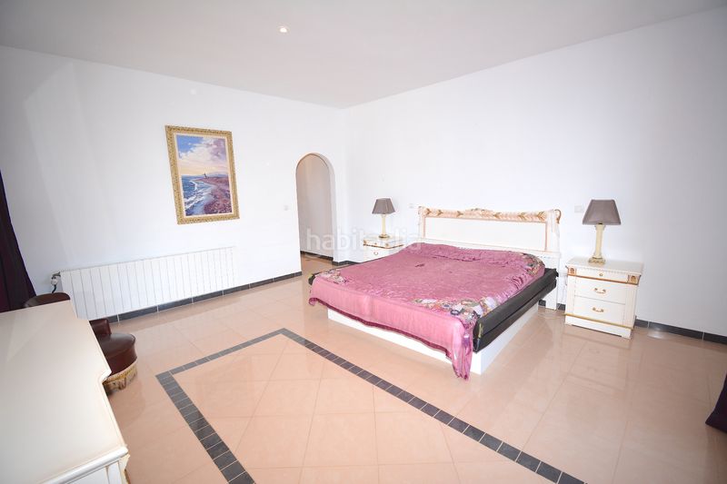 Foto 81ccdce5-9b11-4562-a245-768004250fd9. Xalet amb xemeneia calefacció aparcament piscina a Xàbia