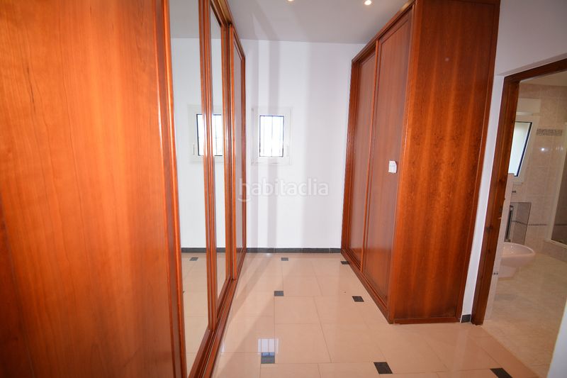 Foto e93f1810-2446-4aed-b9af-607337ed3bf0. Xalet amb xemeneia calefacció aparcament piscina a Xàbia