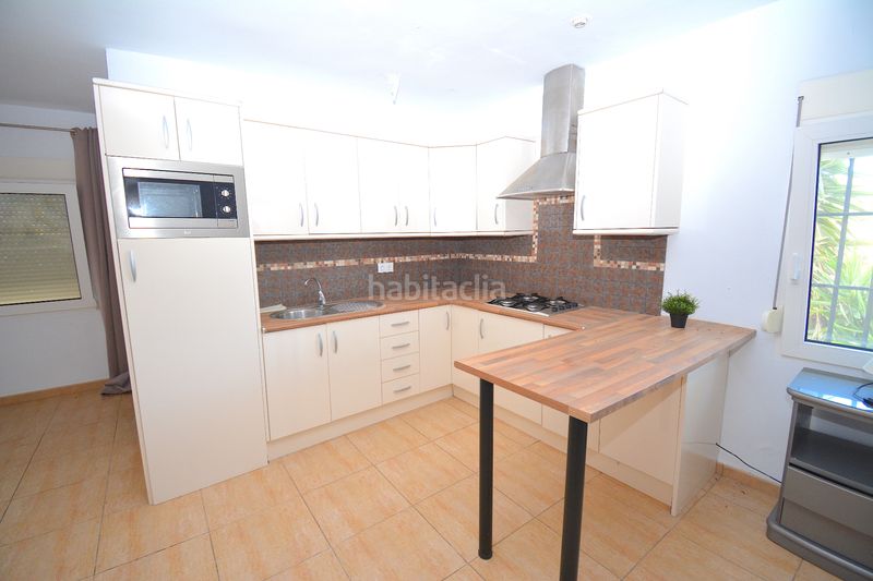 Foto f071a5ea-9cb0-497f-b04e-0d59462de6a1. Xalet amb xemeneia calefacció aparcament piscina a Xàbia