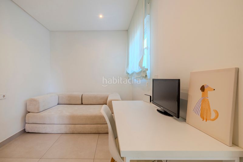 Foto f4c50b05-3377-46c8-9c61-2298655ae074. Casa aparellada amb aparcament piscina a El Montgó Dénia