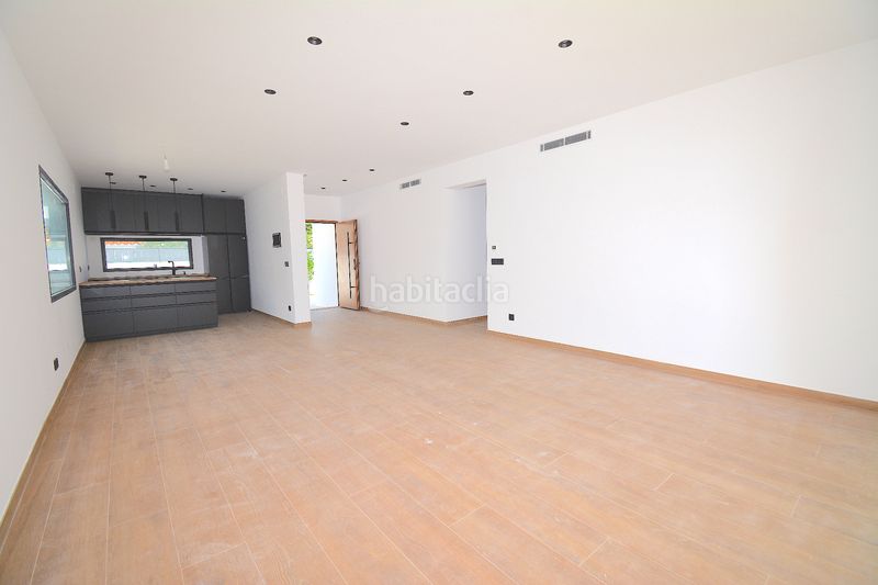 Foto 8d0e07ba-1e4a-4d5e-bd0a-f8df182ea9f6. Xalet amb aparcament piscina a El Palmar - Los Molinos Dénia