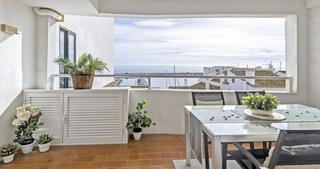 Apartament a Puerto Banús. Venta apartamento con 2dorm. en puerto banús vistas mar.