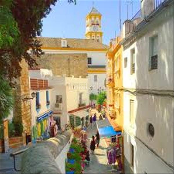 Foto 4c40bfb1-7976-4569-91fb-a35dba276166. Edifici a calle cardenal cisneros 10 a La Patera Marbella