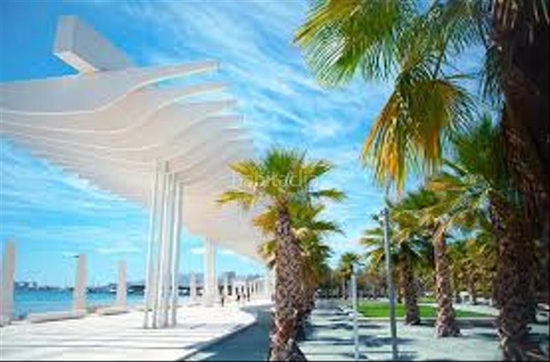 Foto 904bb661-dd99-4ef2-a710-c029329e6832. Edificio in Ensanche Centro - Puerto Málaga