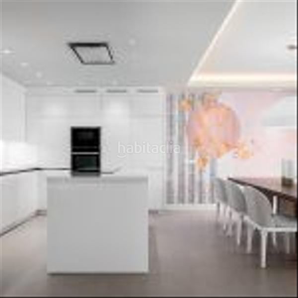 Foto 92753e70-ee4f-4f00-afdf-416550a0f2b6. Casa villa moderna a estrenar con vistas al mar en urb.Cancelada entre marbella y . en Estepona