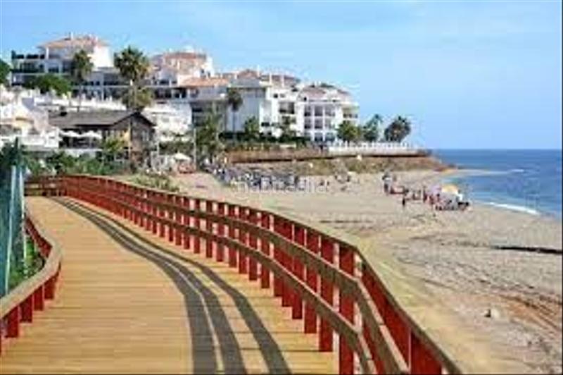 Foto 32f007e0-f799-429e-a426-ec0cdd5e36b0. Edificio casas a demoler para uso hotelero o residencial entre avenida españa y calle real -Centro y playa!!! en Estepona