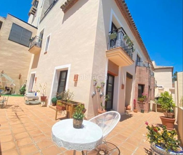 Foto 189e8932-d664-45c8-9af5-984b7d81afa8. Towny house with fireplace parking pool in Benahavís pueblo Benahavís