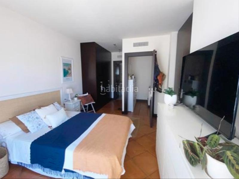 Foto 44bb4a85-b093-4b0c-b3f6-c0fa7bf8ae5e. Towny house with fireplace parking pool in Benahavís pueblo Benahavís