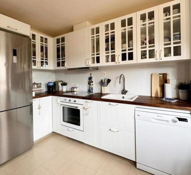 Foto 87ff9793-bd47-4ca9-bd48-af035f88280d. Towny house with fireplace parking pool in Benahavís pueblo Benahavís