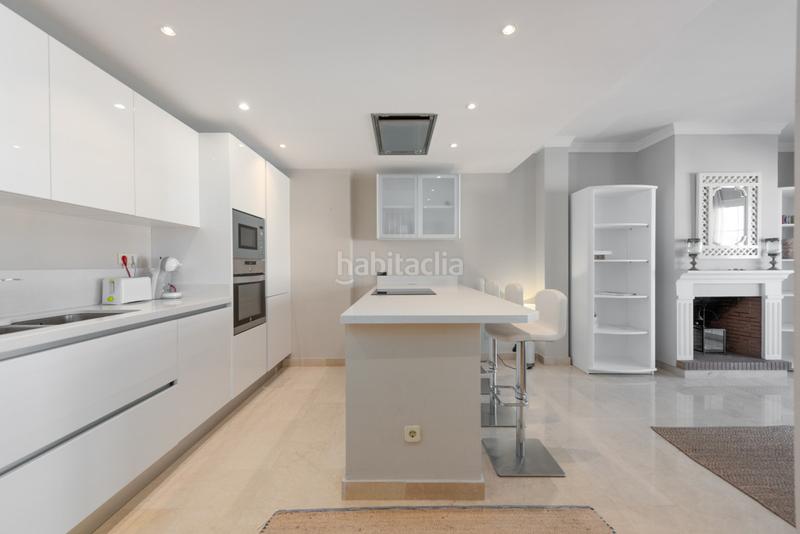 Foto 4dd58aaf-9973-42f7-af3a-87c4b04fa279. Casa adosada adosada en urb.Aloha pueblo 4dormitorios. en Marbella