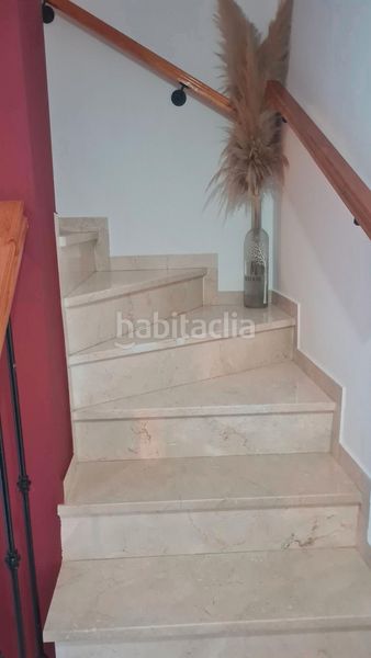 Foto 321eee82-2c35-4e87-aac5-d90c0d175689. Casa adossada amb xemeneia piscina a San Pedro de Alcántara Pueblo Marbella