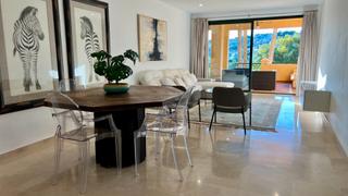 Apartament a Nueva Atalaya. Bonito apartamento en zona del paraiso-estepona con 2dorm.traste