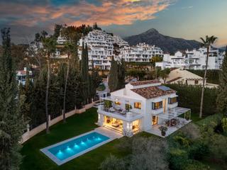 Xalet a Nueva Andalucía centro