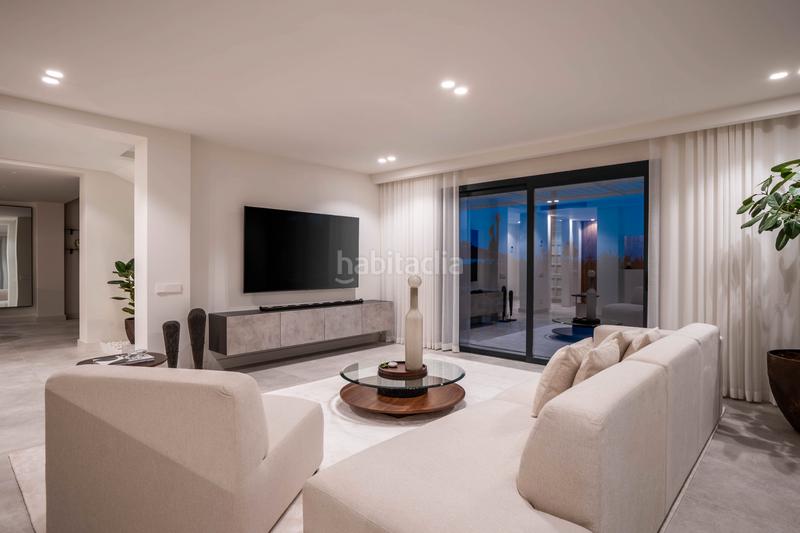 Foto 428a5672-48fb-4437-96be-0f1da65321c1. Chalet mit parking pool in Nueva Andalucía centro Marbella