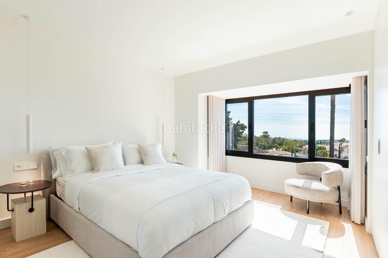 Foto 90db42b9-a8b9-40a0-8180-974ab3b16dfd. Chalet mit parking pool in Nueva Andalucía centro Marbella