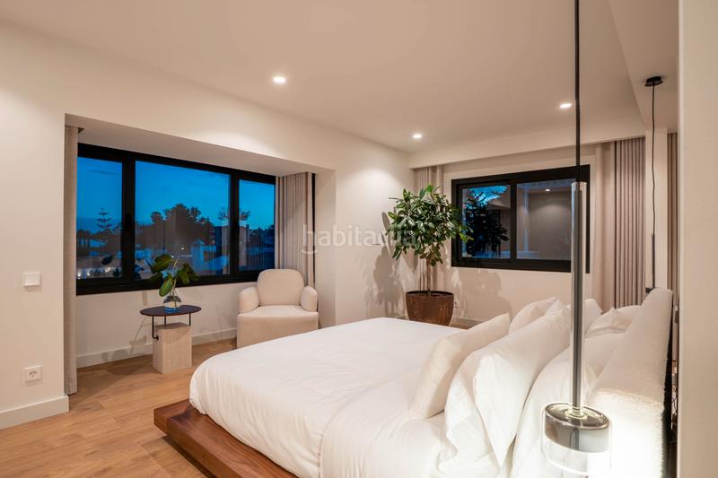 Foto dd782143-7198-4e09-9d10-627025b3389c. Chalet mit parking pool in Nueva Andalucía centro Marbella