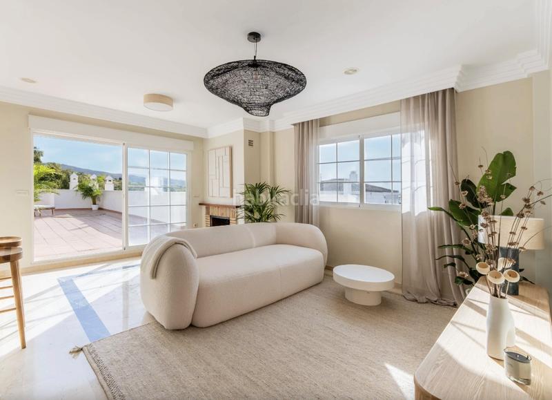 Foto 1a051129-88ad-463b-a479-63847b03d954. Attico con parcheggio piscina in Río Real Marbella