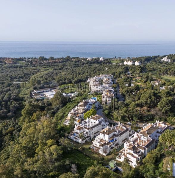 Foto f3d64143-ed7f-4503-b090-4874c48020f2. Attico con parcheggio piscina in Río Real Marbella