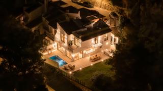 Chalet in Aloha