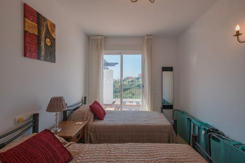 Foto 3dde9fd1-0a19-4e19-8bd0-fa155a89d8cd. Ático  en urb.la mairena con vistas abiertas y al mar 3dorm.parking privado. en Ojén